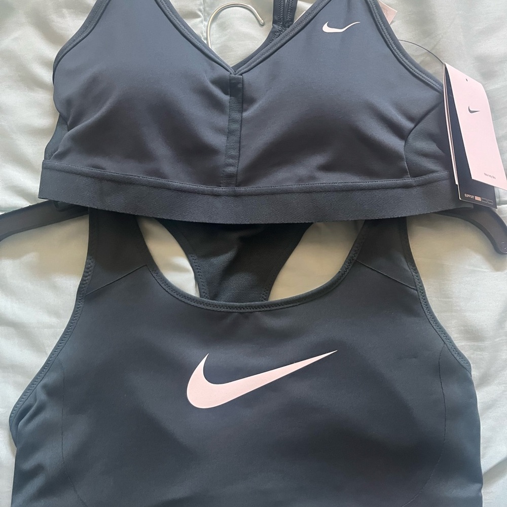 Nike set of 2 Women size Medium new fitness workout bras teal $75 value